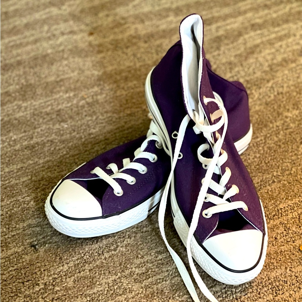 Converse All Star Hi Top Size 10 (Mens) Never Worn